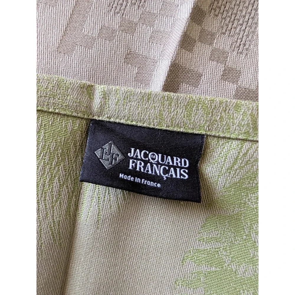 Le Jacquard Francais Sous la Neige Sapin Green Winter Tablecloth Cotton Xmas